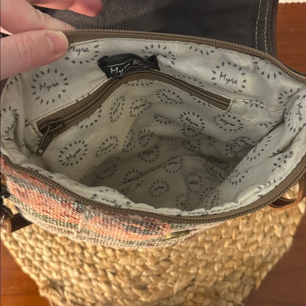 Myra Bag stylish shoulder